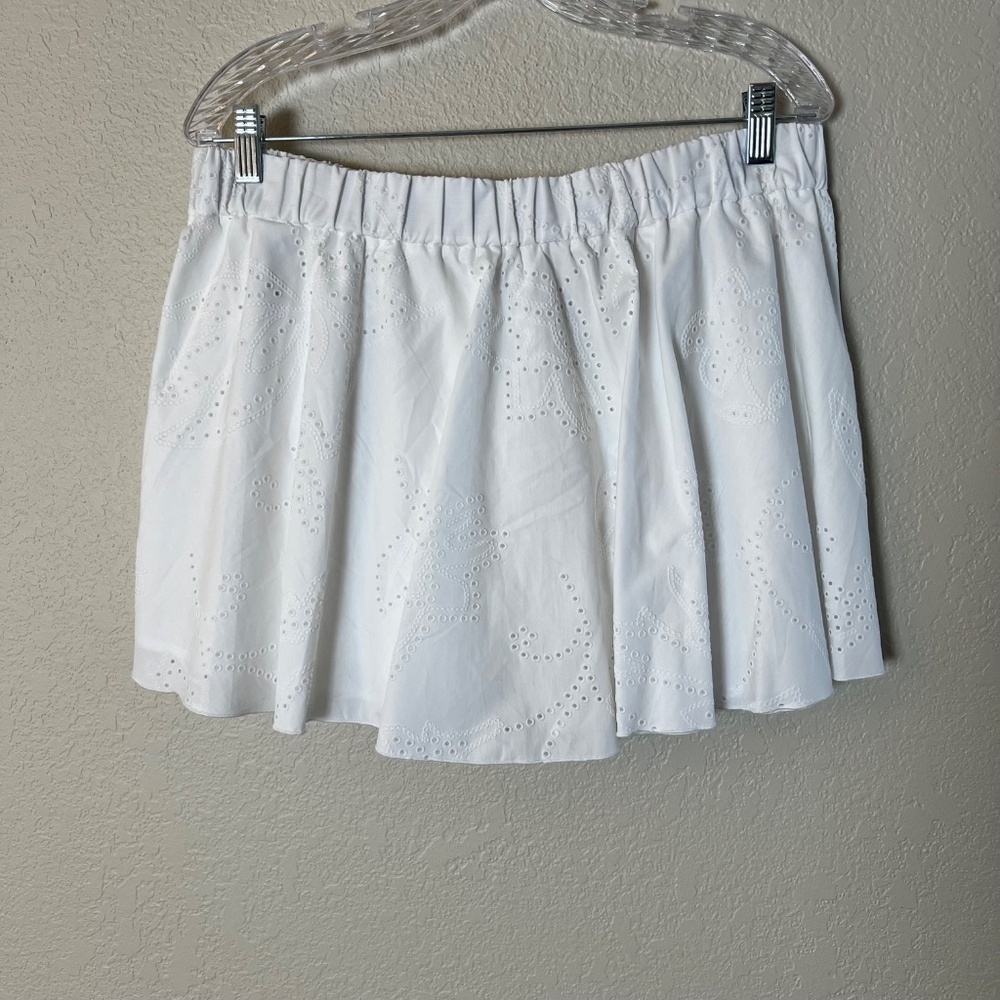 NWT - ZARA EYELET FLORAL MINI SKORT WITH ATTACHED TIE - Picture 4 of 11